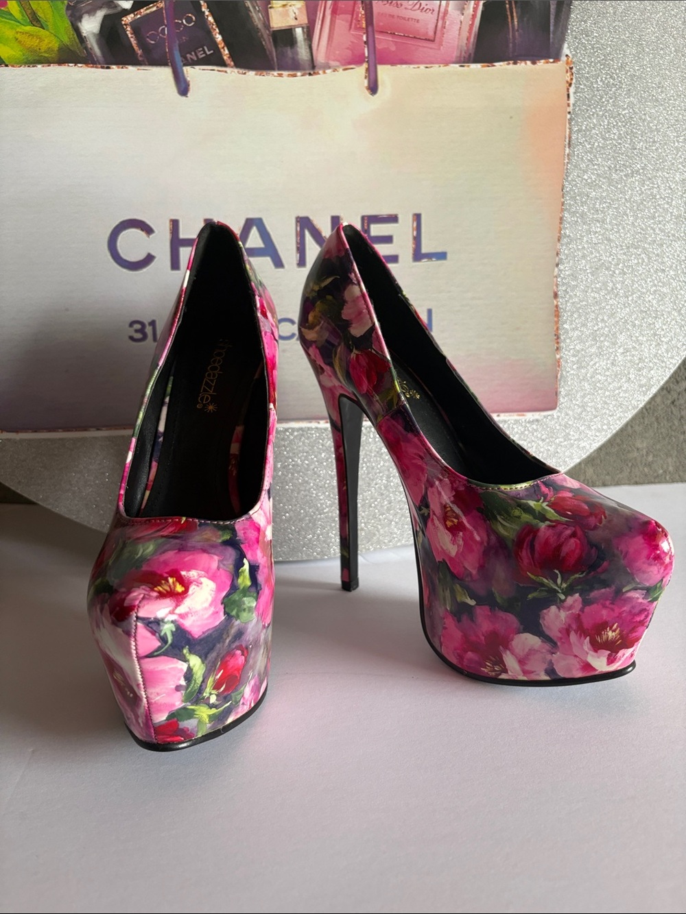 Shoe Dazzle Pink Floral Platform Stiletto Pumps